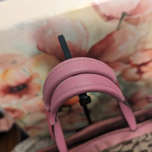 Coach Signature Stripe Tote - Picture 6 of 13